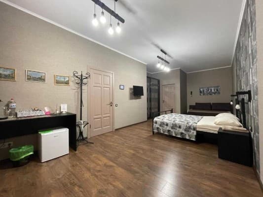 Chayka Home Hotel 11