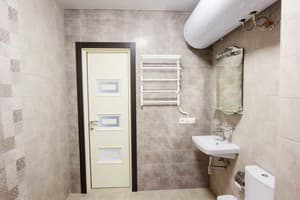 East Residence, вул. М. Драгоманова 2Б 11