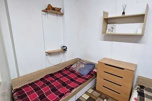 Хостел Likehostel ул. Харьковское шоссе 55. Место в мужском трехместном номере  3