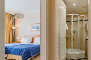 Национальный 8