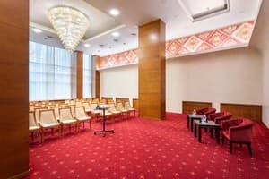 Национальный 33